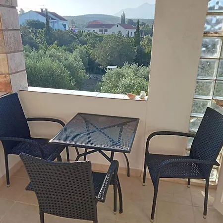 Apartment Blue Lagoon Silver *